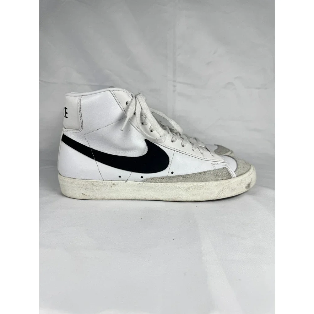 Nike Blazer Mid '77 Vintage BQ6806-100 Men 10 Sneaker White Black Athletic Shoes